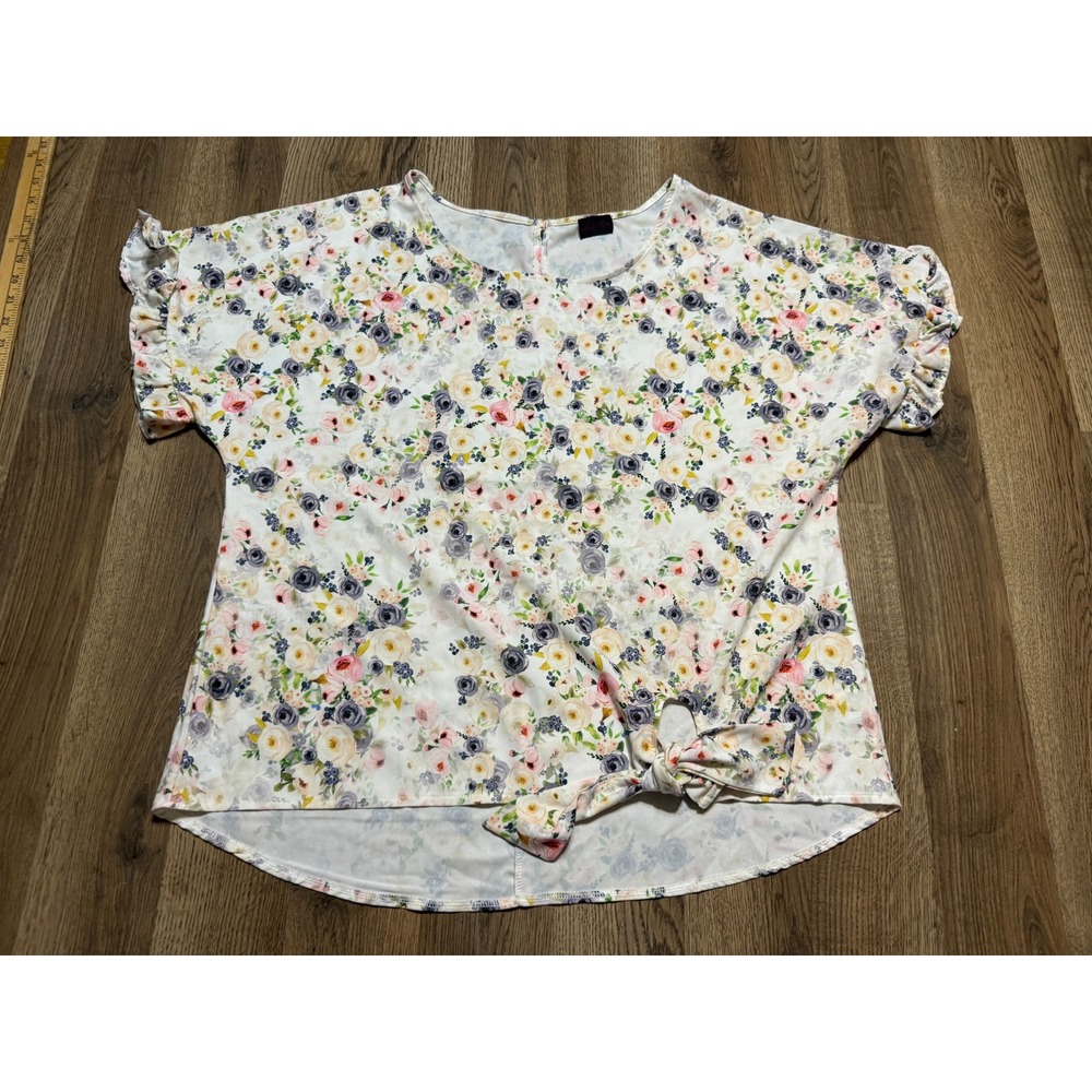 Sheila Rose Shirts Women Size XL White Top Blouse Front Tie Ruffle Sleeve Floral